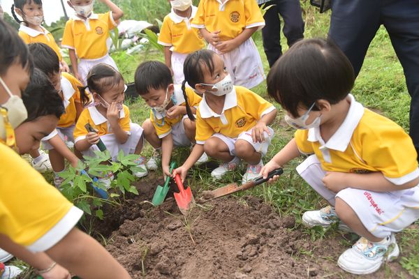 โรงเรียนปรีชานุศาสน์